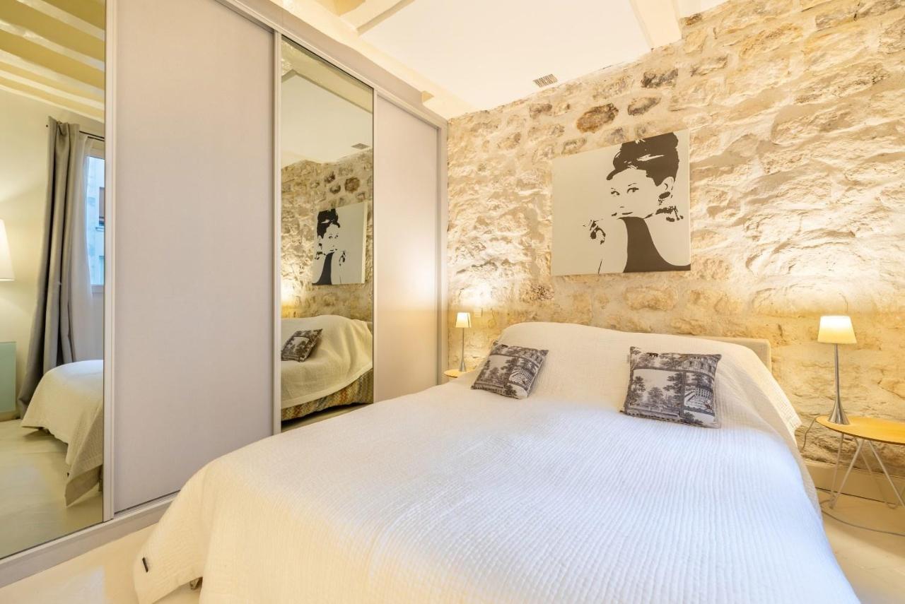 Santorini Parigi